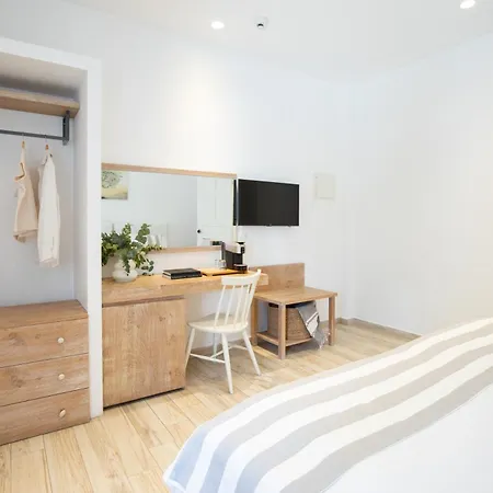 Acrogiali Beachfront Mykonos Πλατύς Γιαλός