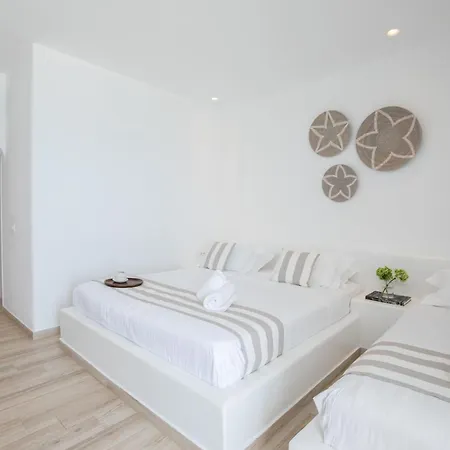 Acrogiali Beachfront Mykonos Πλατύς Γιαλός