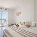 호텔 Acrogiali Beachfront Mykonos 4*