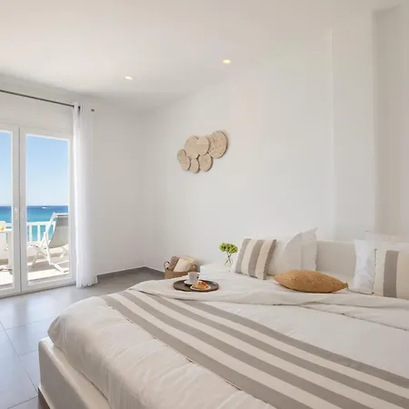 ホテル Acrogiali Beachfront Mykonos 4*