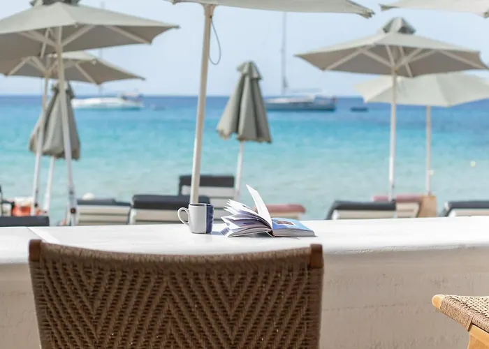 Acrogiali Beachfront Mykonos 4* Platísz Jalósz
